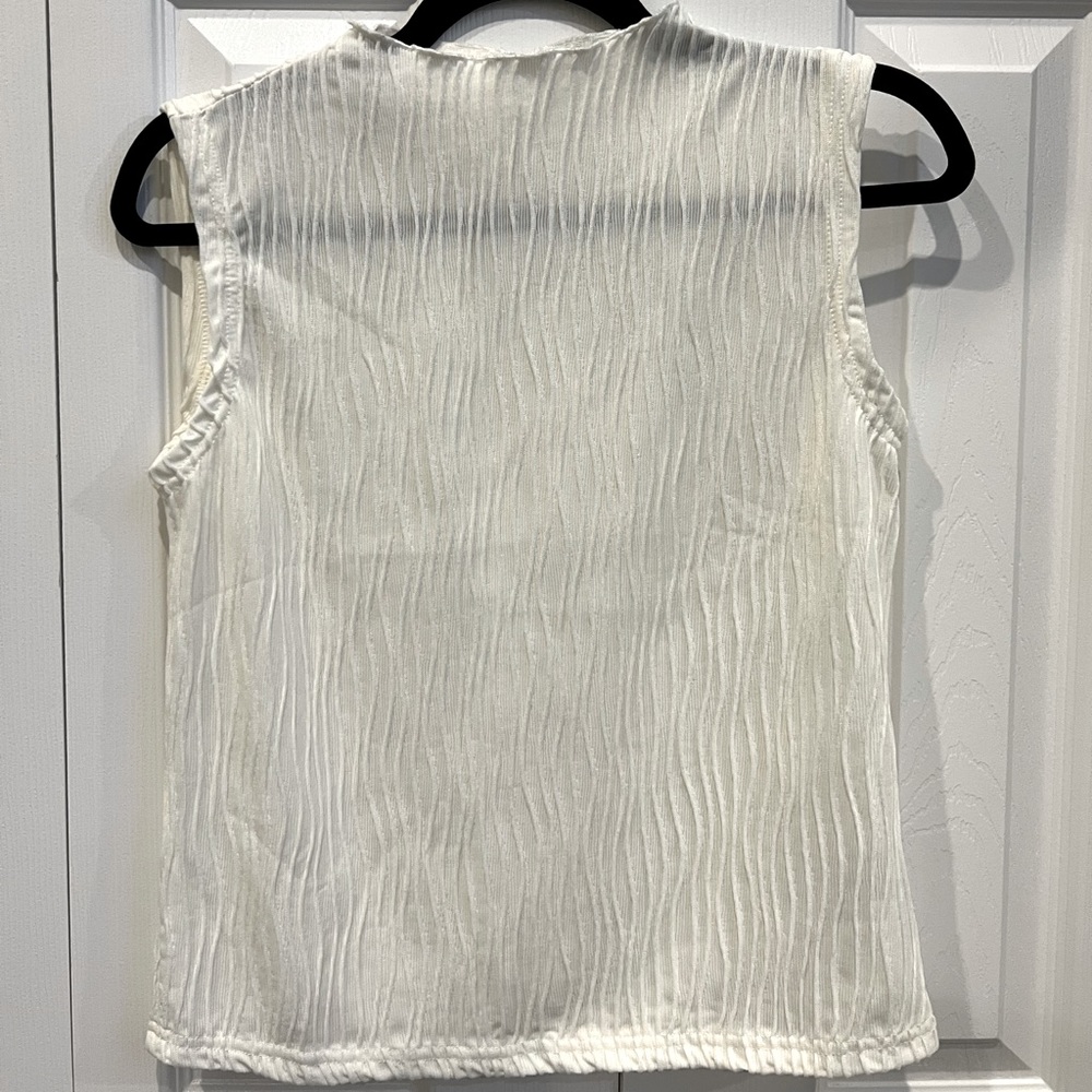 Dazy professional white high neck tank top